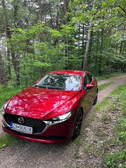 Mazda 3 sedan G122 plus - safety , sound, style - 3