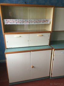 Dvojdielny kredenec. - 3