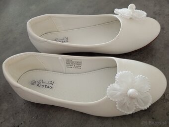 Krásny biely kabátik - 3