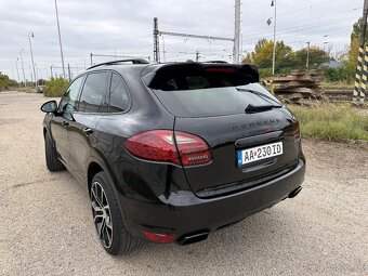 Porsche Cayenne S - 3