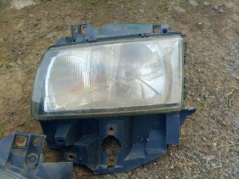 Predám predné svetlá na vw t4 - 3