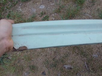 Predám prednú a zadnú kapotu Fiat 128A - 3