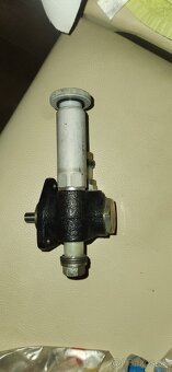 AC pumpa na JCB JS bagre - 3