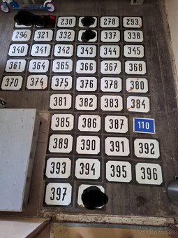 Smaltované čísla - 3