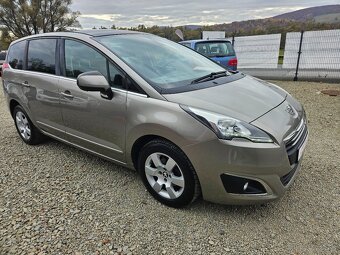 PEUGEOT 5008 (2014) PANORAMA - 3