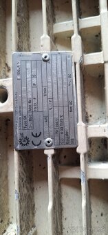 Elektromotor s prevodovkou - 3