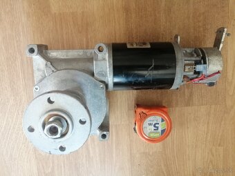 Motor s prevodovkou - 3