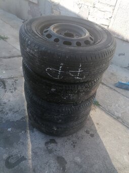 Gumi 195/65 R15 - 3