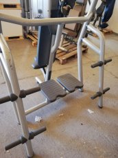 Technogym Element Vertical Bench (tlaky v sede) - 3