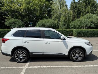Mitsubishi Outlander 2.2DI-D 4WD Automat - 3