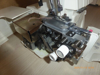 Predám Obnitkovací stroj JANOME 504-D - 3