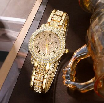 Dámsky 6-dielny elegantný set, zlatý - 3