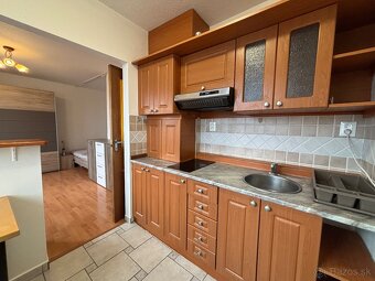 Prenajmem 1-izbový byt v Banskej Bystrici - 3