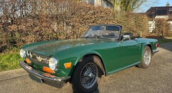 Triumph TR6 Soft Top z roku 1972 - 3