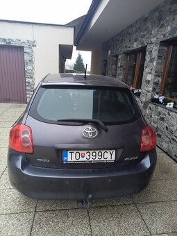 Predám Toyota Auris 1,6 benzín - 3