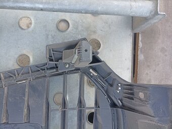 Maska grill Audi A1 8XA - 3