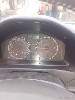 Volvo V50 2.0 100kw rok 2004 - 3