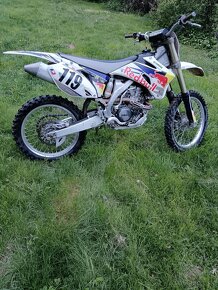 Yamaha yzf 250 - 3