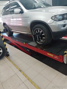 X5 E53 160kw - 3