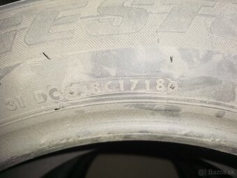 Bridgestone 235/60 R18 - 3