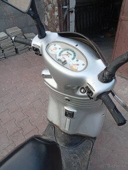 Skúter aprilia - 3