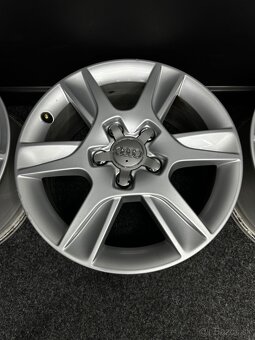Alu Audi 5x112 16” 8P0601025AN - 3