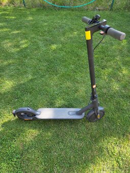 Mi Electric Scooter Essential - 3