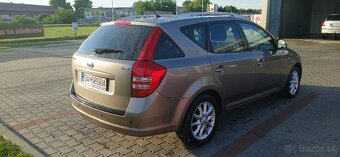 Kia Ceed - 3