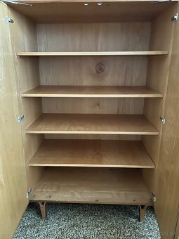 Skrine s vysokým leskom - 3