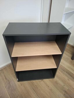 Sivy policovy regal, rozmer 80 x 42 cm - 3