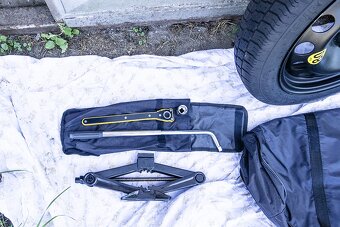 BMW dojazdová pneumatika - 3