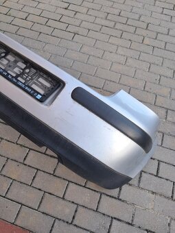 Predám zadný nárazník golf4 - 3