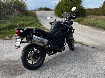 Triumph Tiger 800 - 3