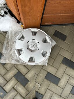 Ponukam na predaj 4x kolesa+puklice - 3