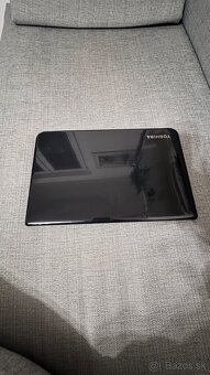Toshiba Satellite L50-A-19N - 3