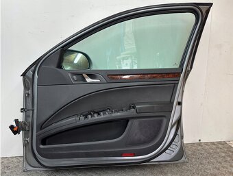 Škoda Superb II 2 2008- pravé predné dvere - 3