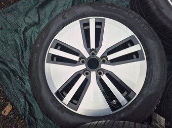 Letní sada Volkswagen E Passat B8 R17 ET40 - 3