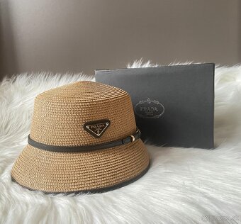 Prada klobúk - 3
