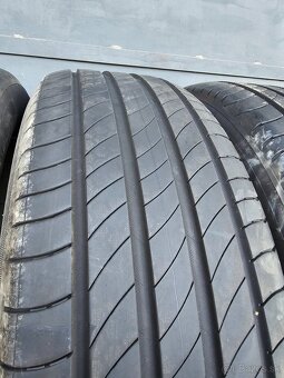 215/55r17 michelin - 3