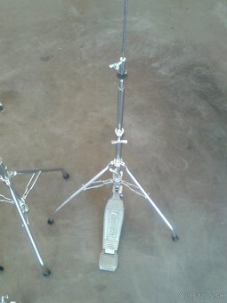 Predam Vintage Amati stojany 1980 20eur - 3