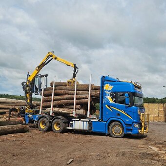 SCANIA R580 6x4 Lesovoz - 3