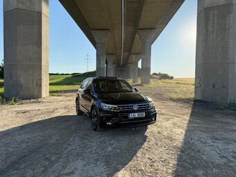 VW Tiguan R-Line DSG VIRTUAL + DVD - FULL VÝBAVA - 3