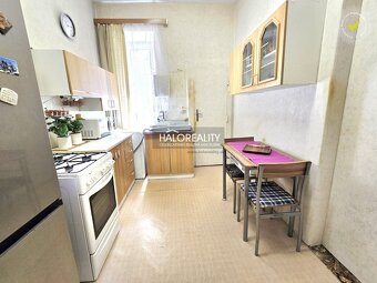 HALO reality - Predaj, trojizbový byt Bratislava Staré Mesto - 3
