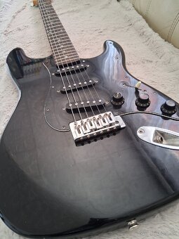 Predam Maratón replay series stratocaster - 3