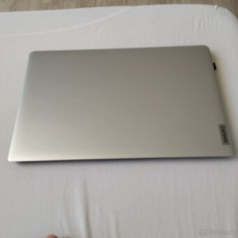 Laptop Lenovo - 3
