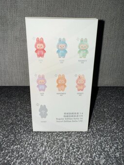 Labubu 3 Gen Neotvoreny cely box - 3