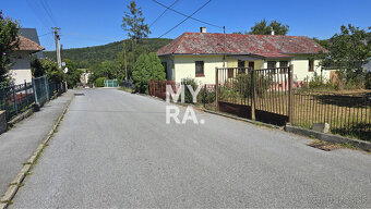Stavebný pozemok pri Prešove v centre obce Gregorovce. - 3