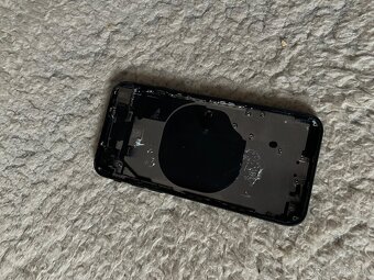 Predám housing na iPhone se 2020/2022. - 3