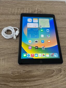 Apple iPad 5.Gen 32gb Wi-Fi Spacegray - 3