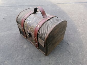 Predám starožitná drevená šperkovnica - 3